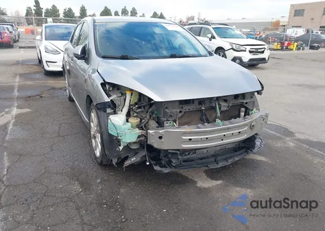 2011 Mazda 3 S z USA, uszkodzony, nr VIN JM1BL1K69B1398748